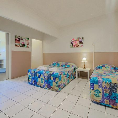 Marlin Motel Biggera Waters 外观 照片